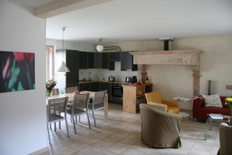 La Fontenelle - Lovely Holiday House With Swimming Pool Cuisery Екстериор снимка
